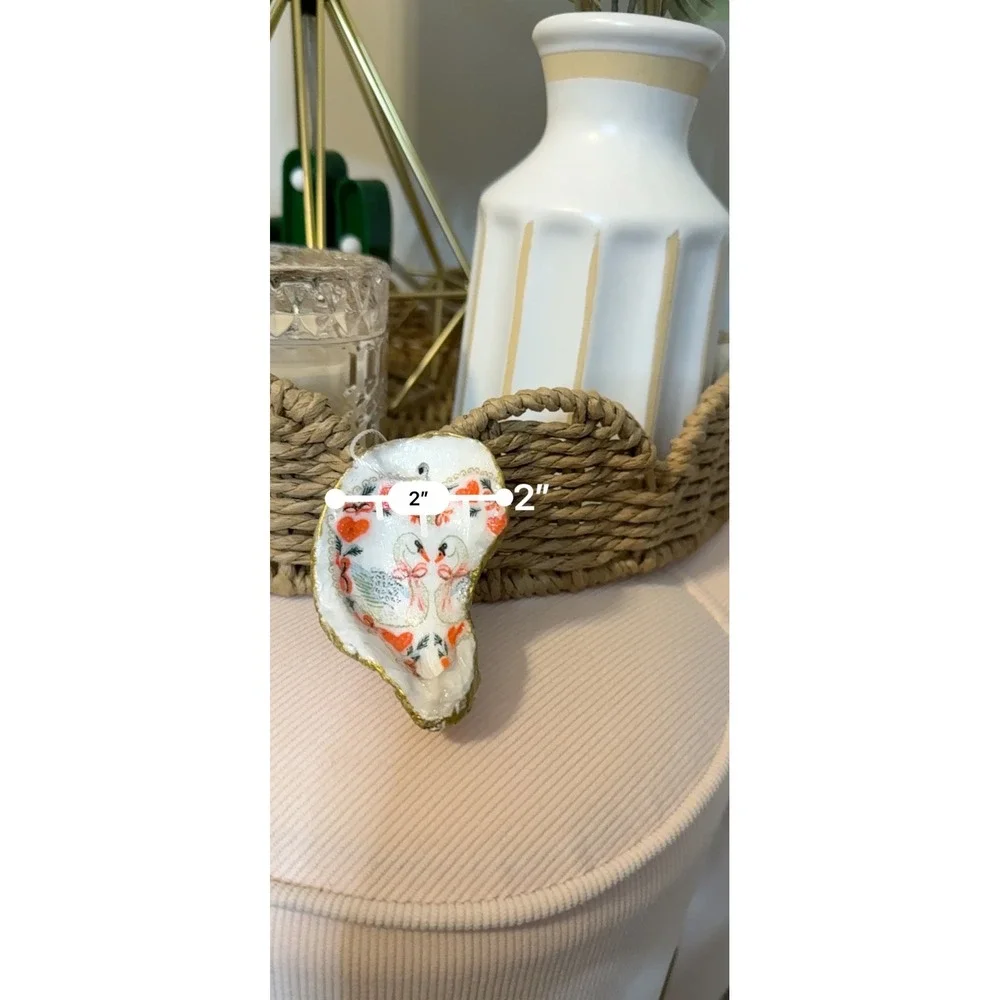 Handmade Decoupage Oyster Shell Ornament Swan Heart Gold Trim Coastal Decor‎ 3
